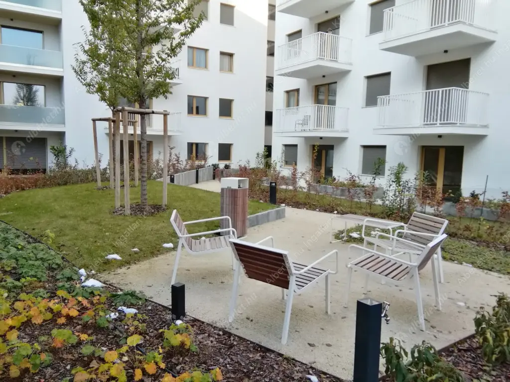 Kiadó albérlet 295000 Ft/hó áron: Budapest, VIII. kerület  Illés utca. Mérete: 43 nm, 2 szobás | Alberlet.hu - 6590737