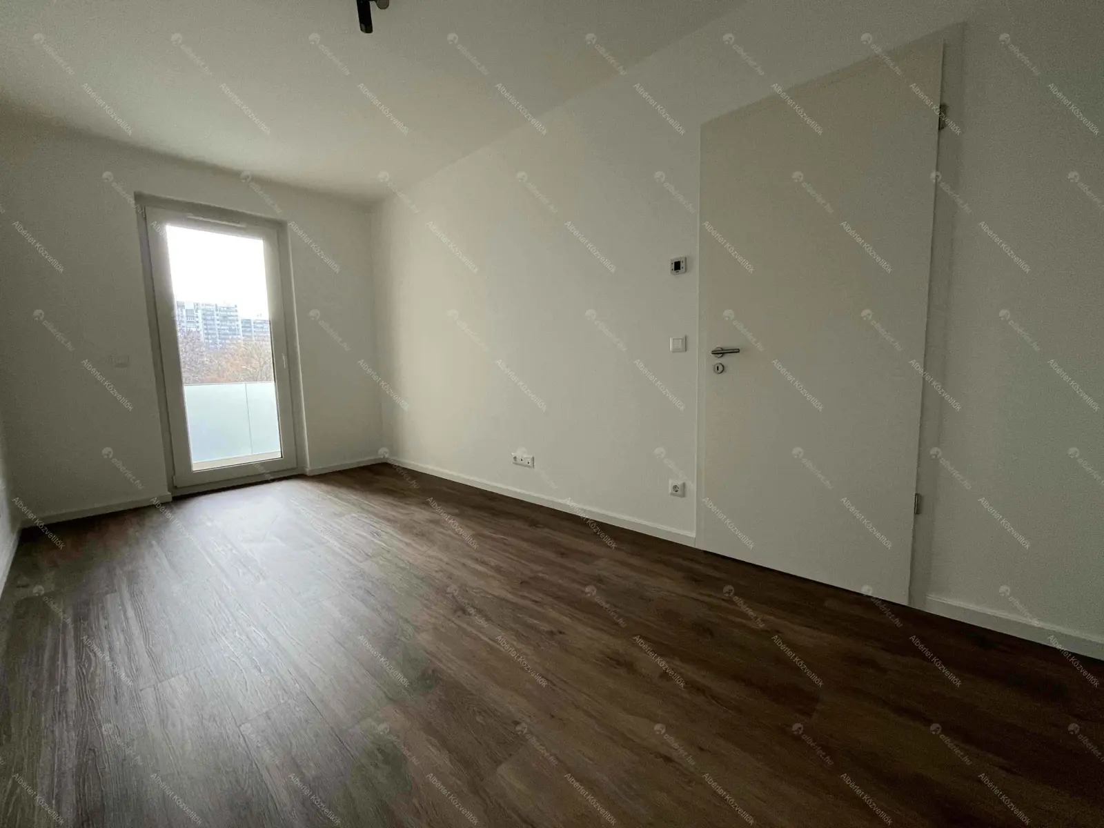 Kiadó albérlet 245000 Ft/hó áron: Budapest, VIII. kerület  Illés utca. Mérete: 45 nm, 2 szobás | Alberlet.hu - 6669351