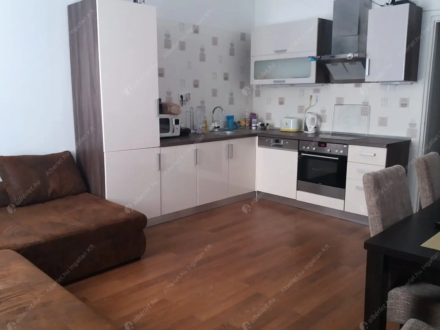 Kiadó albérlet 300000 Ft/hó áron: Budapest, VIII. kerület  Illés utca. Mérete: 57 nm, 3 szobás | Alberlet.hu - 6546122