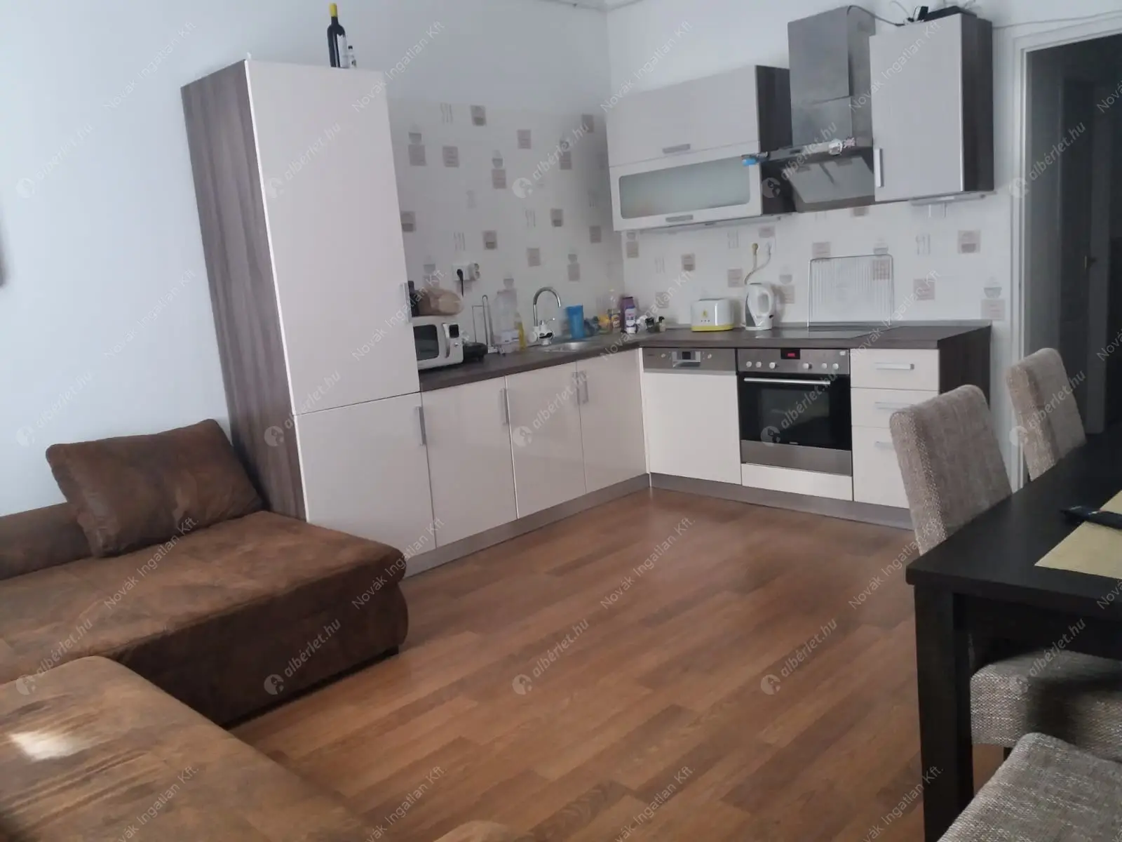 Kiadó albérlet 270000 Ft/hó áron: Budapest, VIII. kerület  Illés utca. Mérete: 57 nm, 3 szobás | Alberlet.hu - 6546754