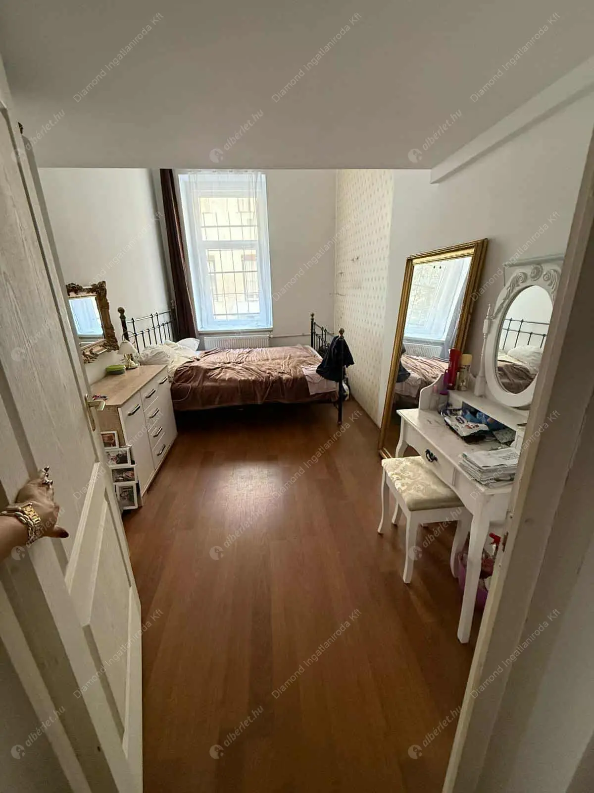 Kiadó albérlet 280000 Ft/hó áron: Budapest, VIII. kerület  Illés utca. Mérete: 57 nm, 3 szobás | Alberlet.hu - 6562828