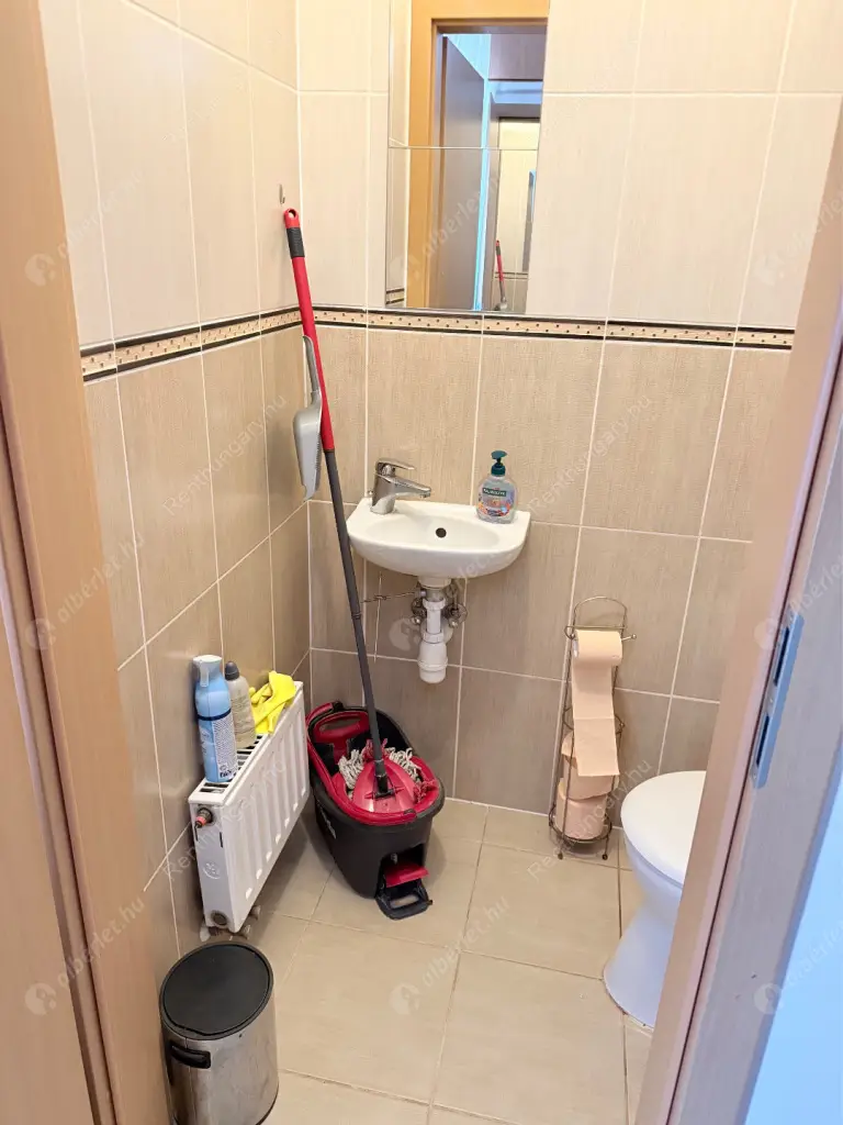 Kiadó albérlet 260000 Ft/hó áron: Budapest, VIII. kerület  Jázmin utca. Mérete: 56 nm, 1 szobás | Alberlet.hu - 6622069