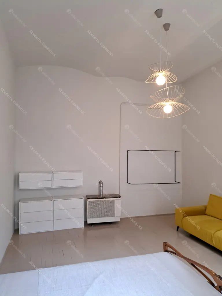 Kiadó albérlet 235000 Ft/hó áron: Budapest, VIII. kerület  József körút. Mérete: 47 nm, 2 szobás | Alberlet.hu - 6683568