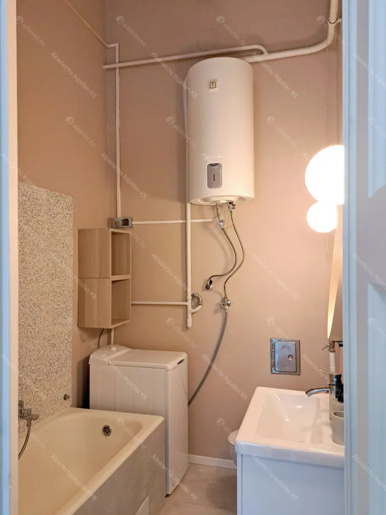 Kiadó albérlet 235000 Ft/hó áron: Budapest, VIII. kerület  József körút. Mérete: 47 nm, 2 szobás | Alberlet.hu - 6683575