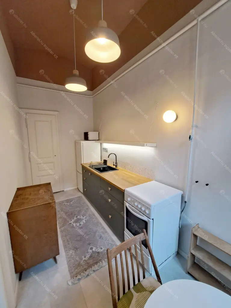 Kiadó albérlet 235000 Ft/hó áron: Budapest, VIII. kerület  József körút. Mérete: 47 nm, 2 szobás | Alberlet.hu - 6683577