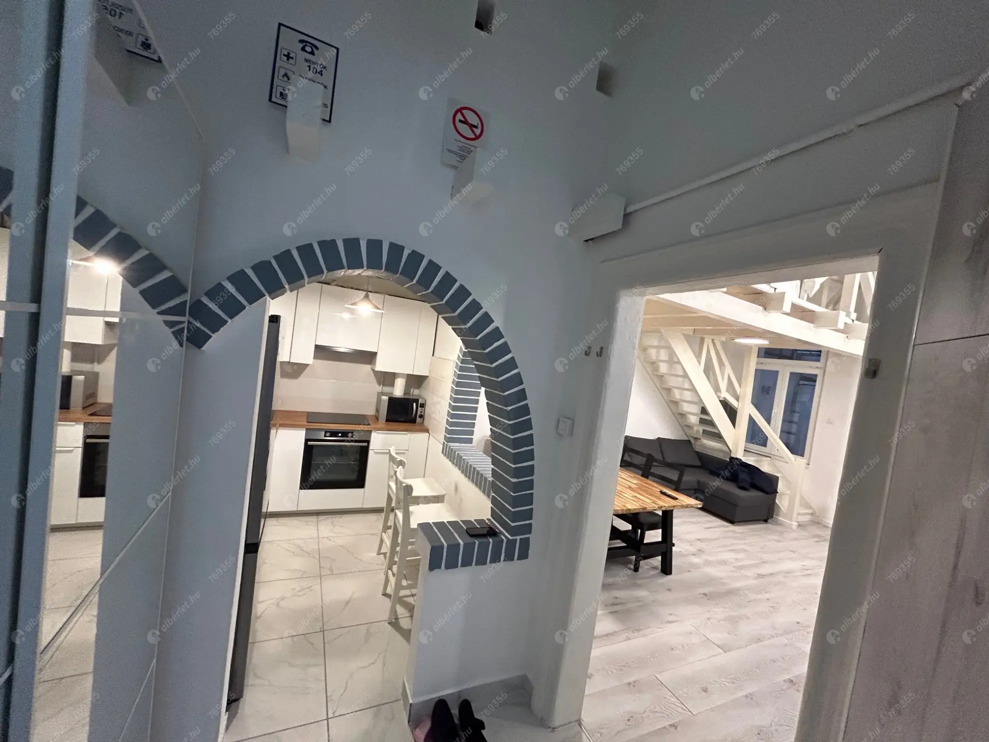 Kiadó albérlet 295000 Ft/hó áron: Budapest, VIII. kerület  József körút. Mérete: 73 nm, 2 szobás | Alberlet.hu - 6552521