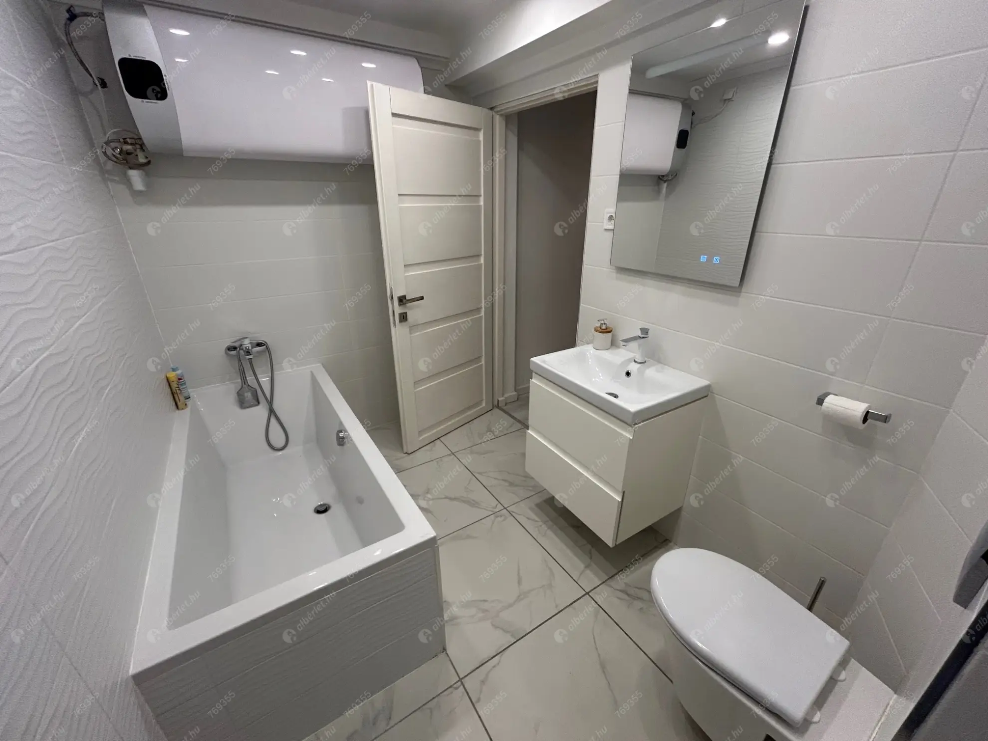 Kiadó albérlet 295000 Ft/hó áron: Budapest, VIII. kerület  József körút. Mérete: 73 nm, 2 szobás | Alberlet.hu - 6552526