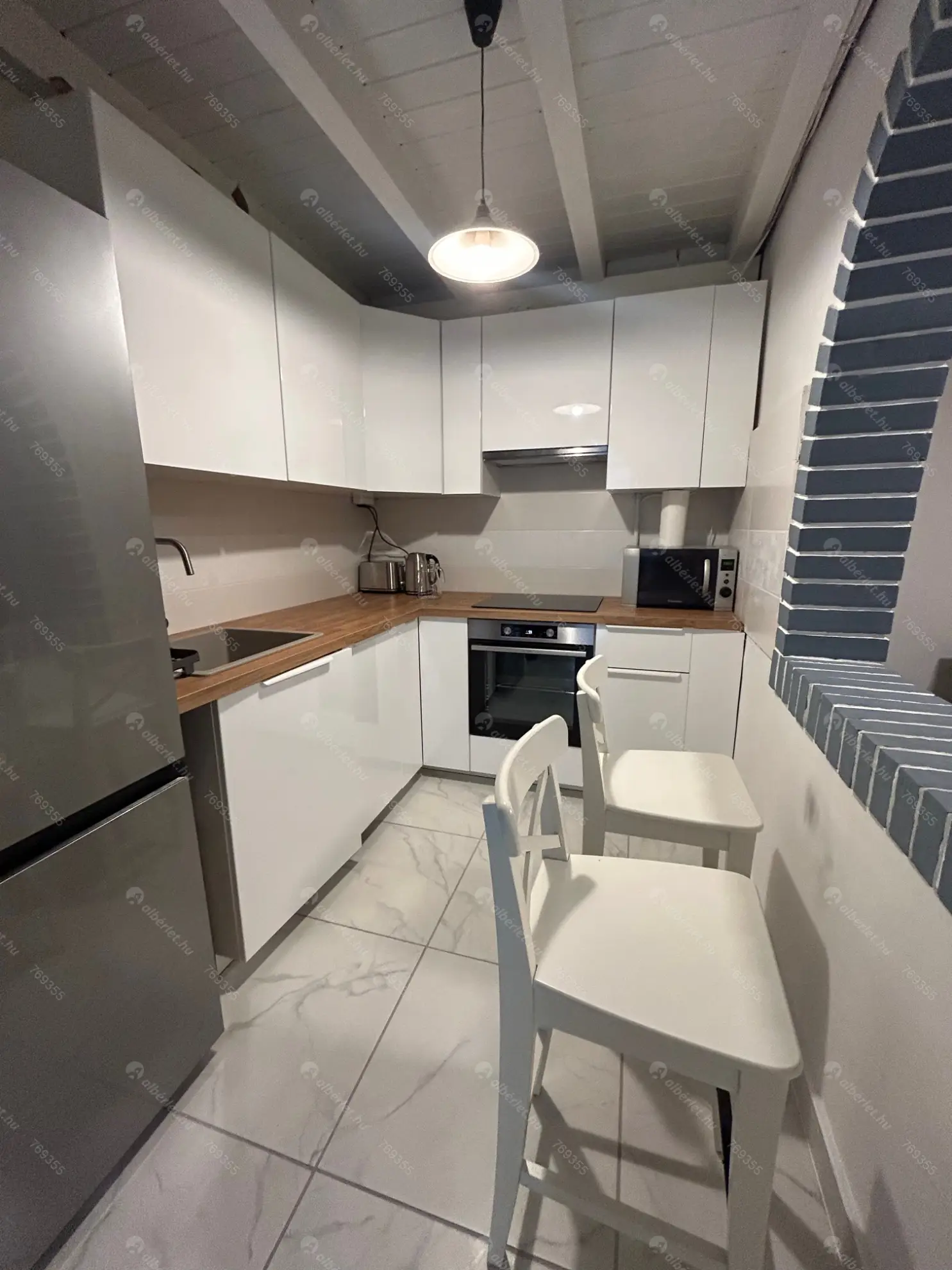 Kiadó albérlet 295000 Ft/hó áron: Budapest, VIII. kerület  József körút. Mérete: 73 nm, 2 szobás | Alberlet.hu - 6552530