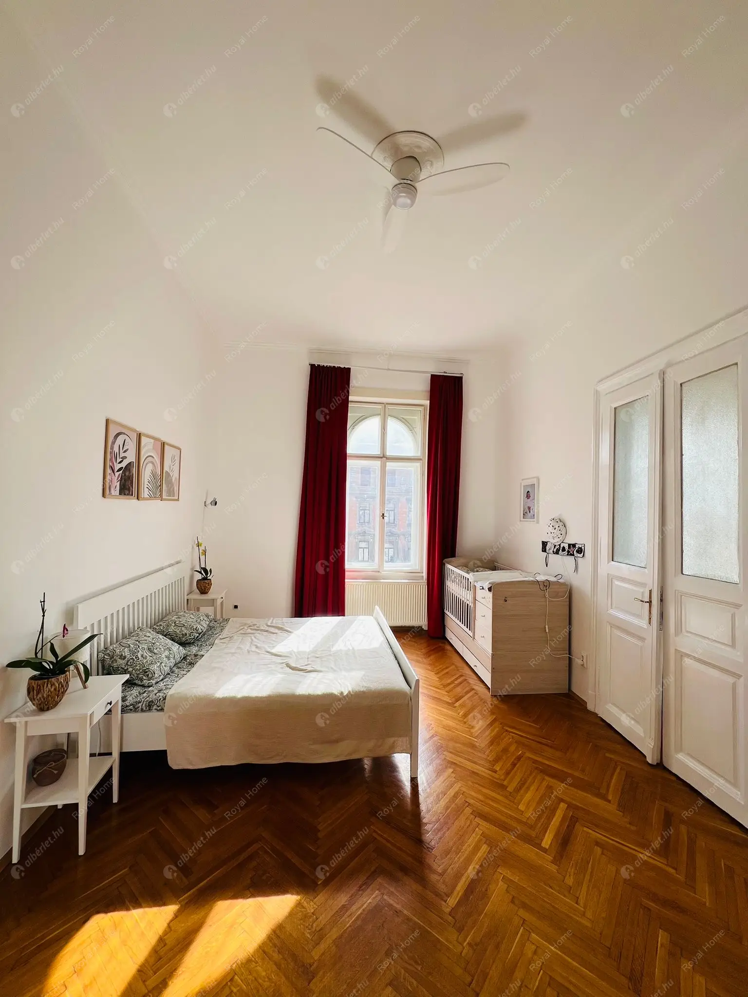 Kiadó albérlet 350000 Ft/hó áron: Budapest, VIII. kerület  József körút. Mérete: 87 nm, 2 szobás | Alberlet.hu - 6573278