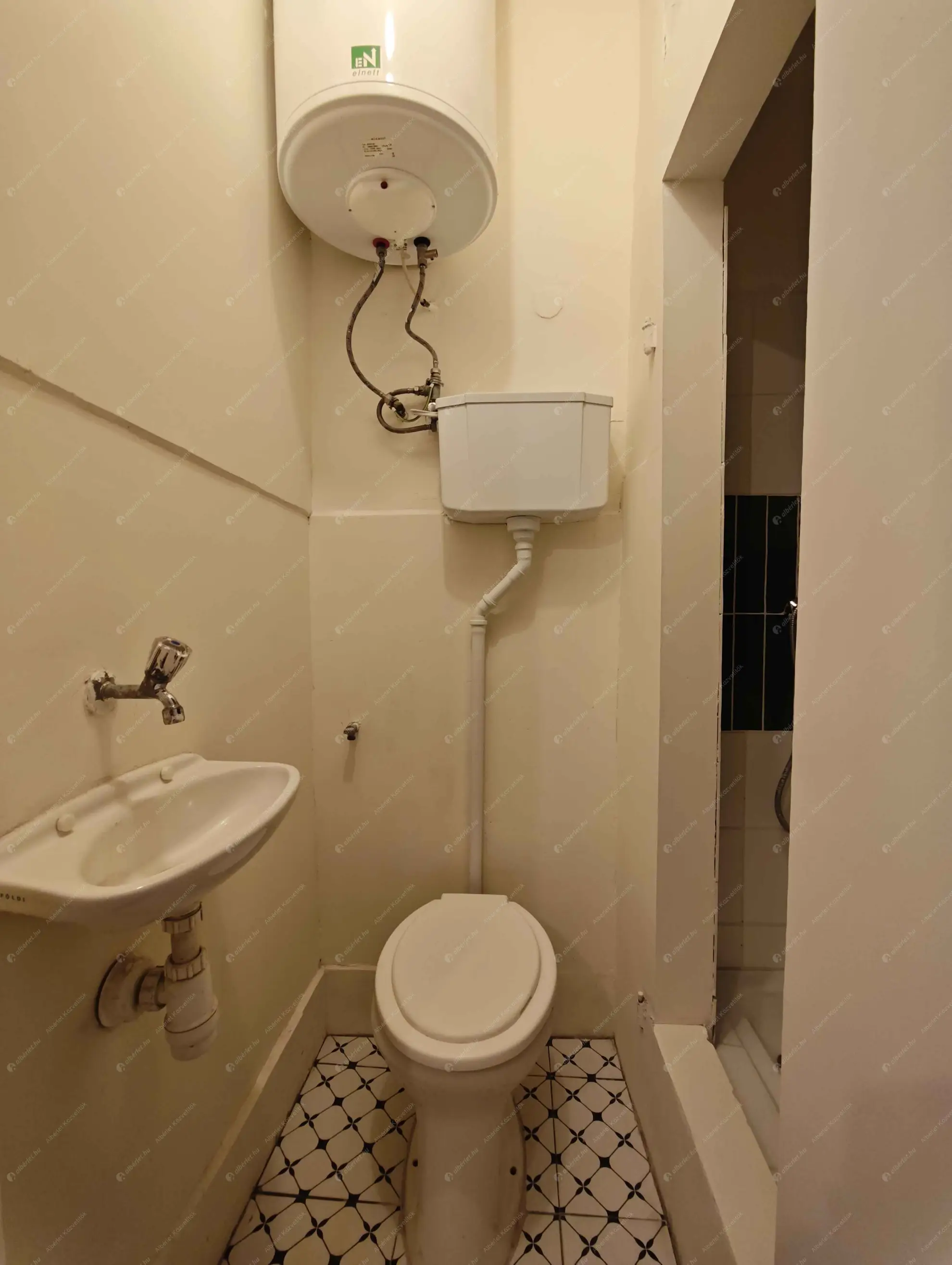 Kiadó albérlet 180000 Ft/hó áron: Budapest, VIII. kerület  József utca. Mérete: 29 nm, 1 szobás | Alberlet.hu - 6591563