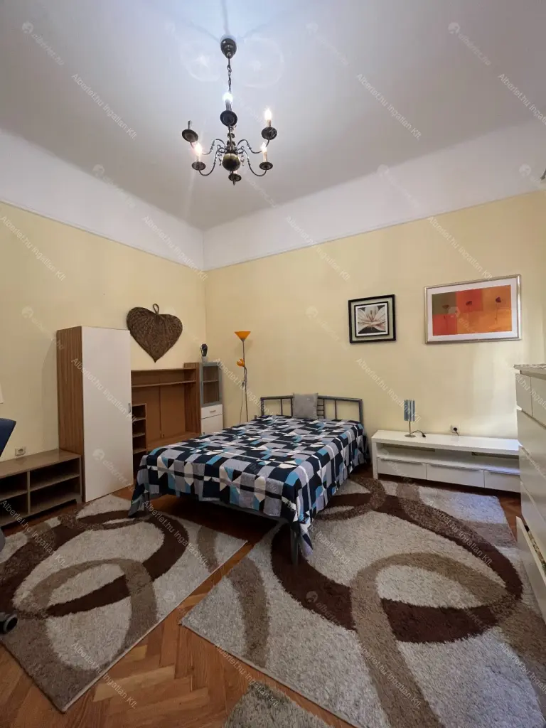 Kiadó albérlet 180000 Ft/hó áron: Budapest, VIII. kerület  József utca. Mérete: 32 nm, 1 szobás | Alberlet.hu - 6695161