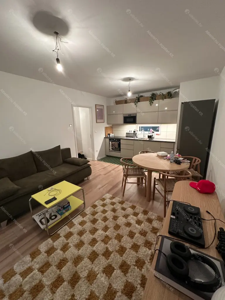 Kiadó albérlet 290000 Ft/hó áron: Budapest, VIII. kerület  József utca. Mérete: 40 nm, 2 szobás | Alberlet.hu - 6706919