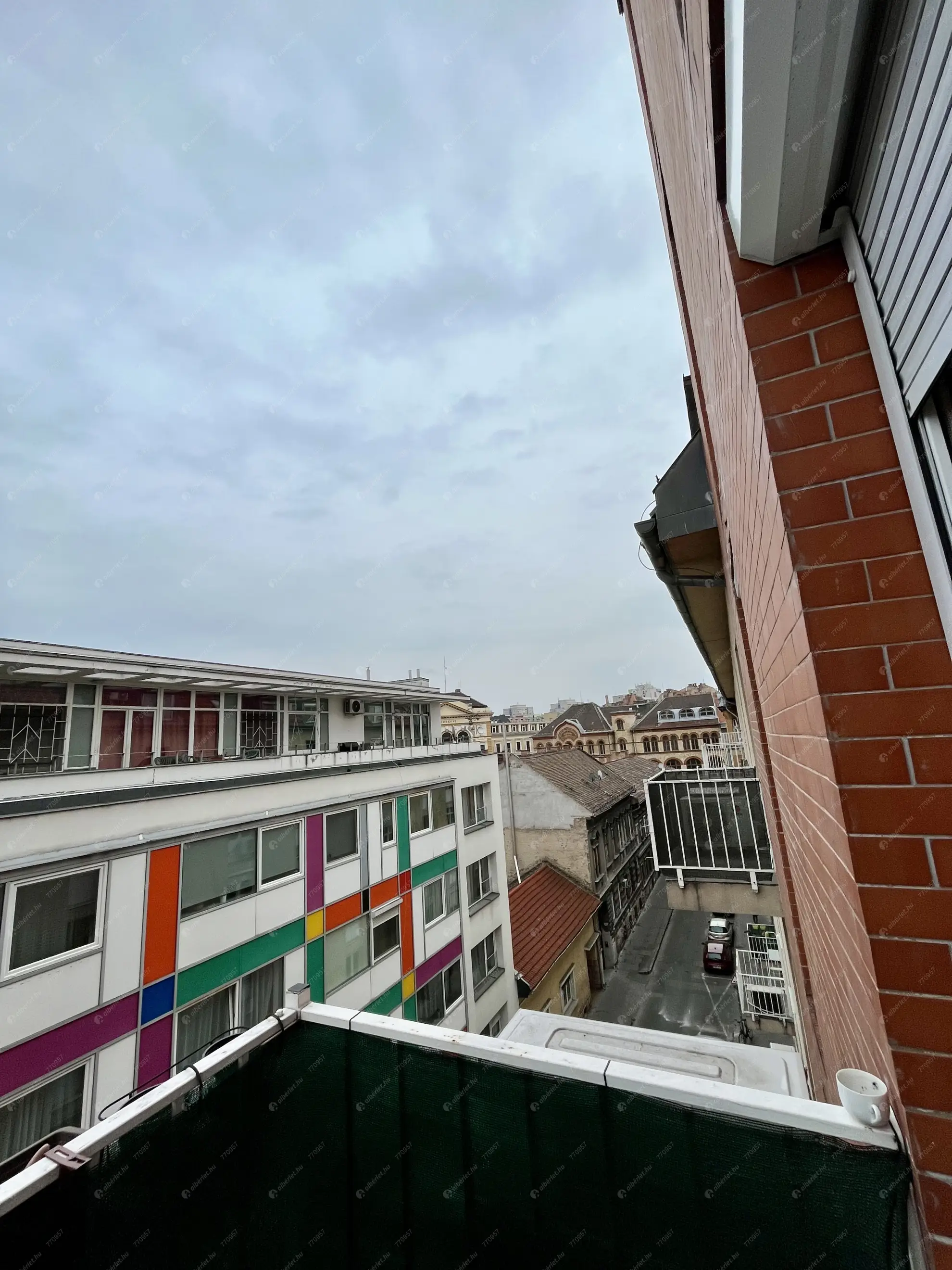 Kiadó albérlet 275000 Ft/hó áron: Budapest, VIII. kerület  József utca. Mérete: 47 nm, 2 szobás | Alberlet.hu - 6581631