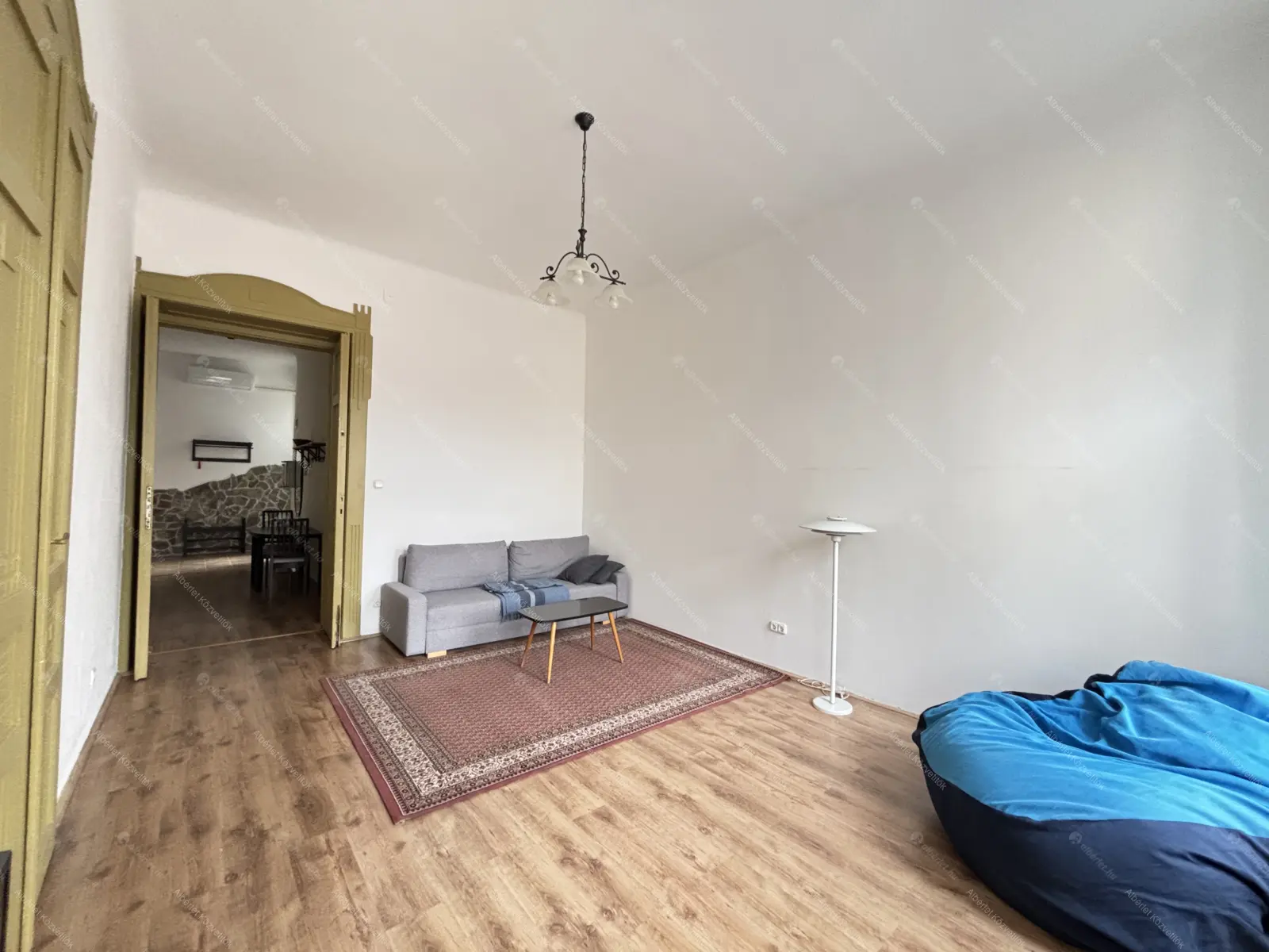 Kiadó albérlet 200000 Ft/hó áron: Budapest, VIII. kerület  József utca. Mérete: 68 nm, 2 szobás | Alberlet.hu - 6650465