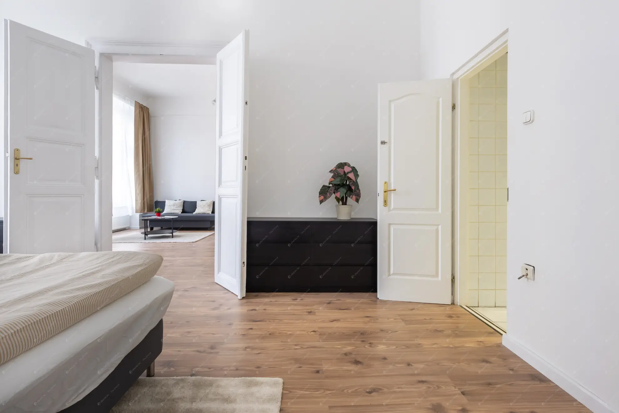 Kiadó albérlet 280000 Ft/hó áron: Budapest, VIII. kerület  Józsefkrt . Mérete: 73 nm, 2 szobás | Alberlet.hu - 6630034