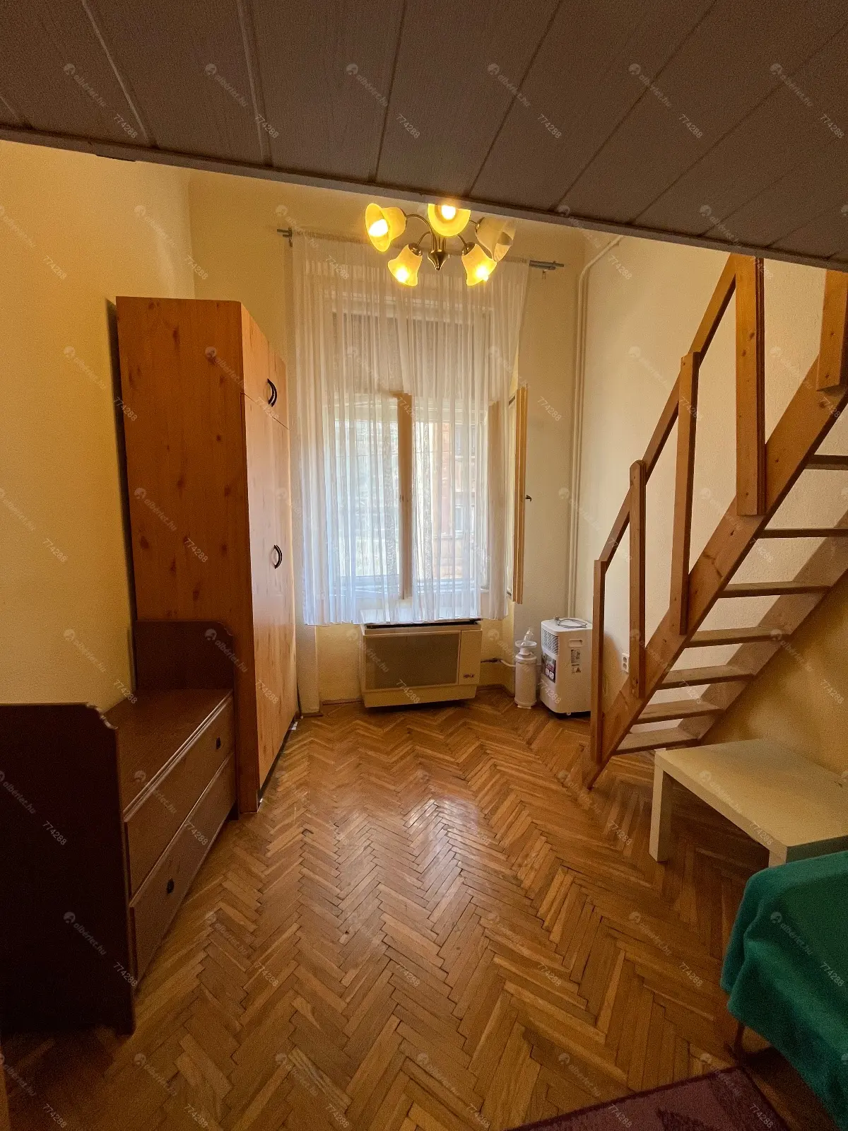 Kiadó albérlet 160000 Ft/hó áron: Budapest, VIII. kerület  Kálvária utca. Mérete: 33 nm, 1 szobás | Alberlet.hu - 6677460