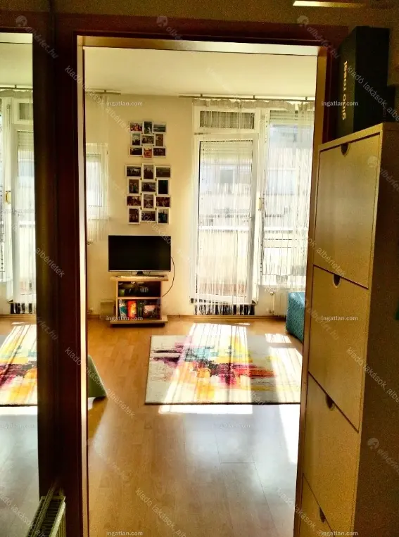 Kiadó albérlet 220000 Ft/hó áron: Budapest, VIII. kerület  Kálvária utca. Mérete: 34 nm, 1 szobás | Alberlet.hu - 6653493