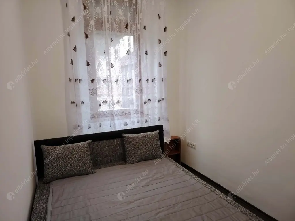 Kiadó albérlet 220000 Ft/hó áron: Budapest, VIII. kerület  Kálvária utca. Mérete: 44 nm, 2 szobás | Alberlet.hu - 6604092