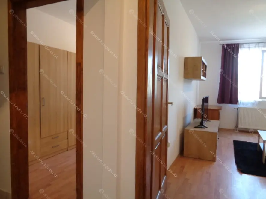 Kiadó albérlet 220000 Ft/hó áron: Budapest, VIII. kerület  Kálvária utca. Mérete: 49 nm, 2 szobás | Alberlet.hu - 6652927