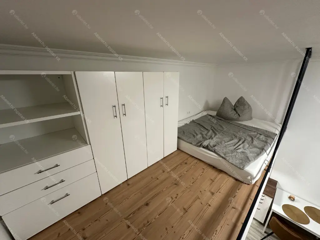 Kiadó albérlet 199000 Ft/hó áron: Budapest, VIII. kerület  Kisfaludy utca. Mérete: 22 nm, 1 szobás | Alberlet.hu - 6675638