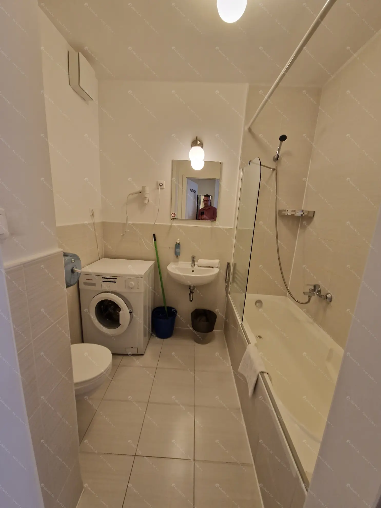 Kiadó albérlet 276000 Ft/hó áron: Budapest, VIII. kerület  Kisfaludy utca. Mérete: 42 nm, 1 szobás | Alberlet.hu - 6550579