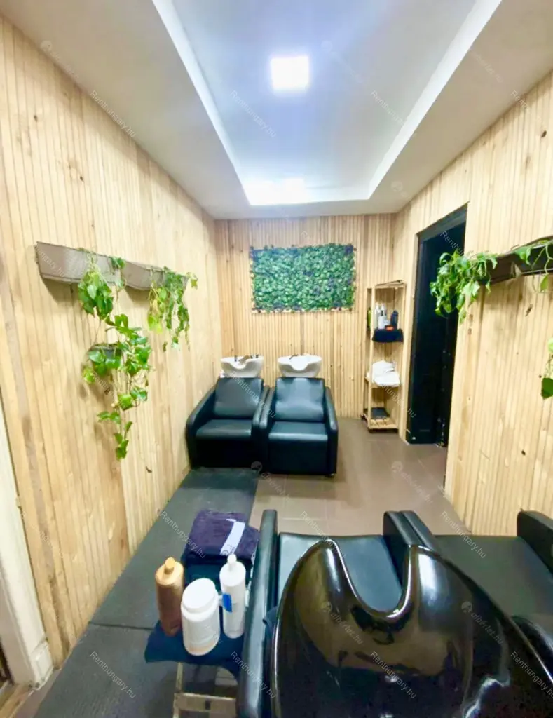 Kiadó albérlet 625000 Ft/hó áron: Budapest, VIII. kerület  Kisfaludy utca. Mérete: 78 nm, 2 szobás | Alberlet.hu - 6691714