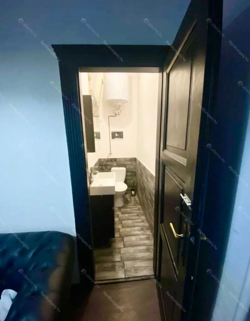 Kiadó albérlet 625000 Ft/hó áron: Budapest, VIII. kerület  Kisfaludy utca. Mérete: 78 nm, 2 szobás | Alberlet.hu - 6707979