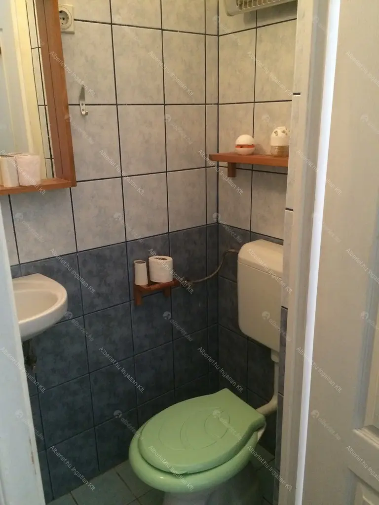 Kiadó albérlet 200000 Ft/hó áron: Budapest, VIII. kerület  Kiss József utca. Mérete: 35 nm, 1 szobás | Alberlet.hu - 6664044