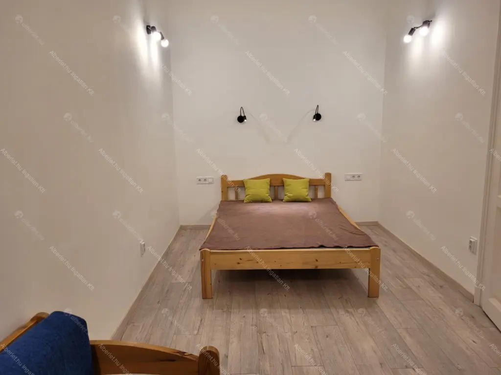 Kiadó albérlet 330000 Ft/hó áron: Budapest, VIII. kerület  Kiss József utca. Mérete: 70 nm, 3 szobás | Alberlet.hu - 6656291