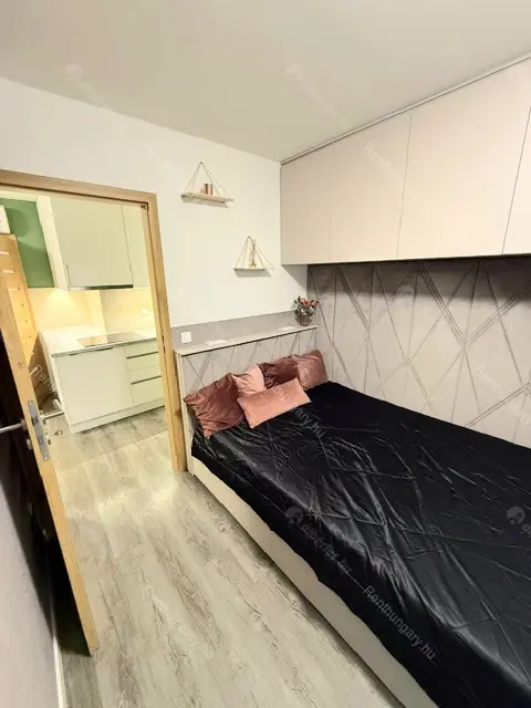 Kiadó albérlet 280000 Ft/hó áron: Budapest, VIII. kerület  Kőfaragó utca. Mérete: 40 nm, 1 szobás | Alberlet.hu - 6708024