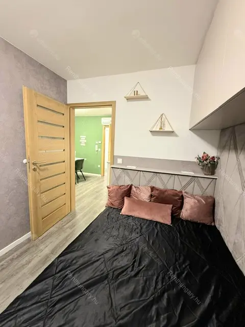 Kiadó albérlet 280000 Ft/hó áron: Budapest, VIII. kerület  Kőfaragó utca. Mérete: 40 nm, 1 szobás | Alberlet.hu - 6708028