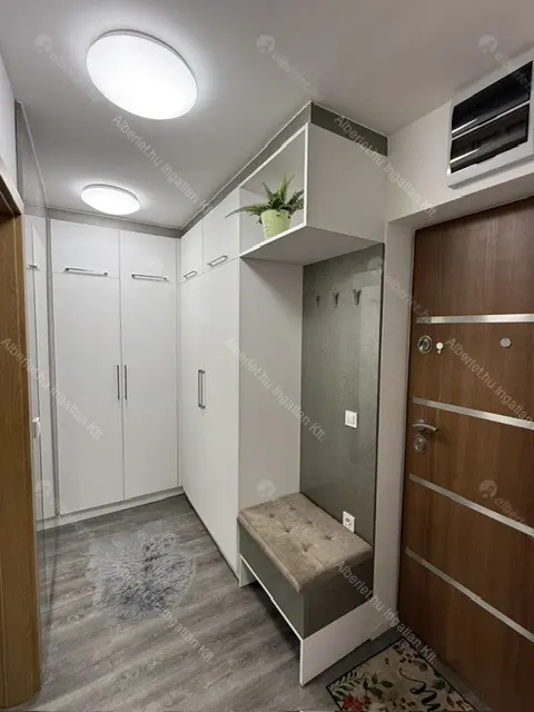 Kiadó albérlet 310000 Ft/hó áron: Budapest, VIII. kerület  Kőfaragó utca. Mérete: 40 nm, 1 szobás | Alberlet.hu - 6683163