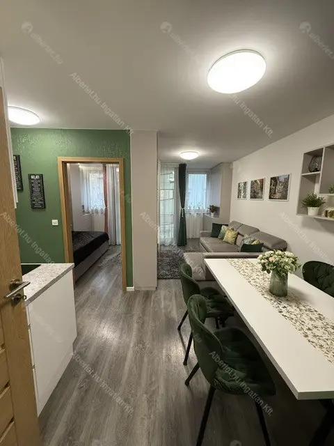 Kiadó albérlet 280000 Ft/hó áron: Budapest, VIII. kerület  Kőfaragó utca. Mérete: 40 nm, 1 szobás | Alberlet.hu - 6683628