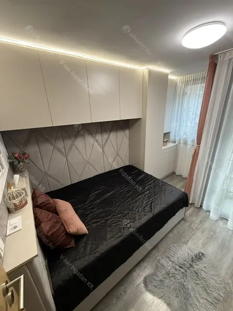 Kiadó albérlet 310000 Ft/hó áron: Budapest, VIII. kerület  Kőfaragó utca. Mérete: 41 nm, 1 szobás | Alberlet.hu - 6664945