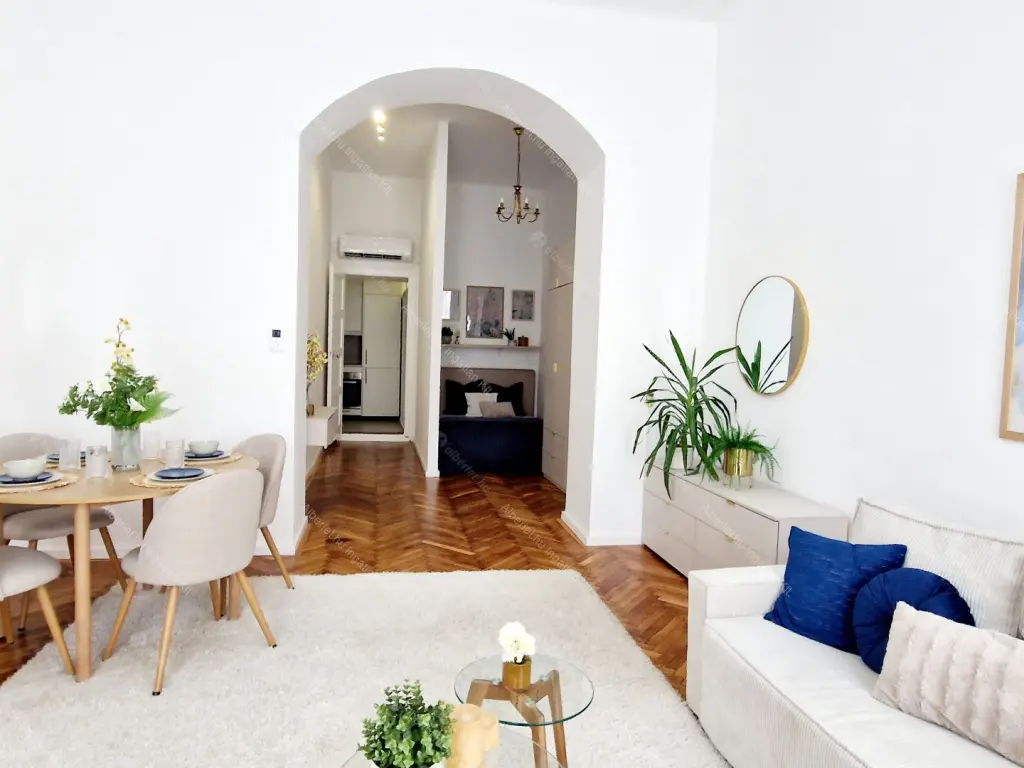 Kiadó albérlet 220000 Ft/hó áron: Budapest, VIII. kerület  Korányi Sándor utca. Mérete: 44 nm, 1 szobás | Alberlet.hu - 6687730