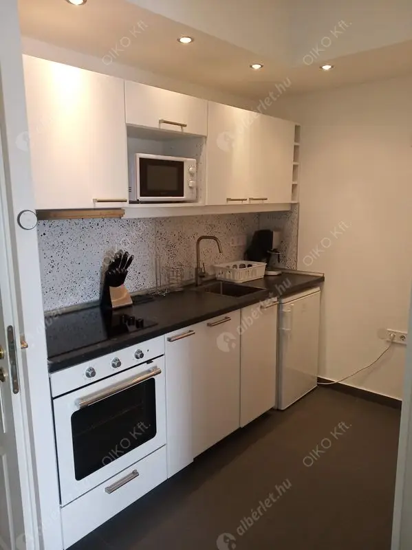 Kiadó albérlet 240000 Ft/hó áron: Budapest, VIII. kerület  Korányi Sándor utca. Mérete: 46 nm, 2 szobás | Alberlet.hu - 6629209