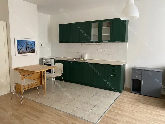 Kiadó albérlet 220000 Ft/hó áron: Budapest, VIII. kerület  Kőris utca. Mérete: 35 nm, 1 szobás | Alberlet.hu - 6649104