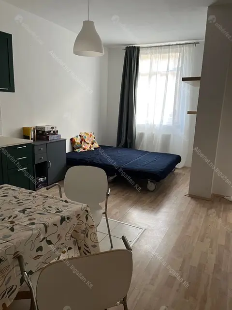 Kiadó albérlet 220000 Ft/hó áron: Budapest, VIII. kerület  Kőris utca. Mérete: 35 nm, 1 szobás | Alberlet.hu - 6655253