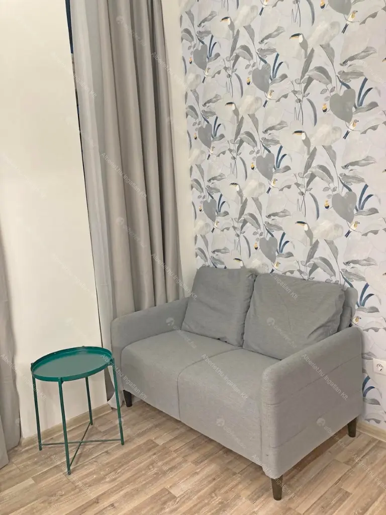 Kiadó albérlet 180000 Ft/hó áron: Budapest, VIII. kerület  Krúdy utca. Mérete: 21 nm, 1 szobás | Alberlet.hu - 6705318