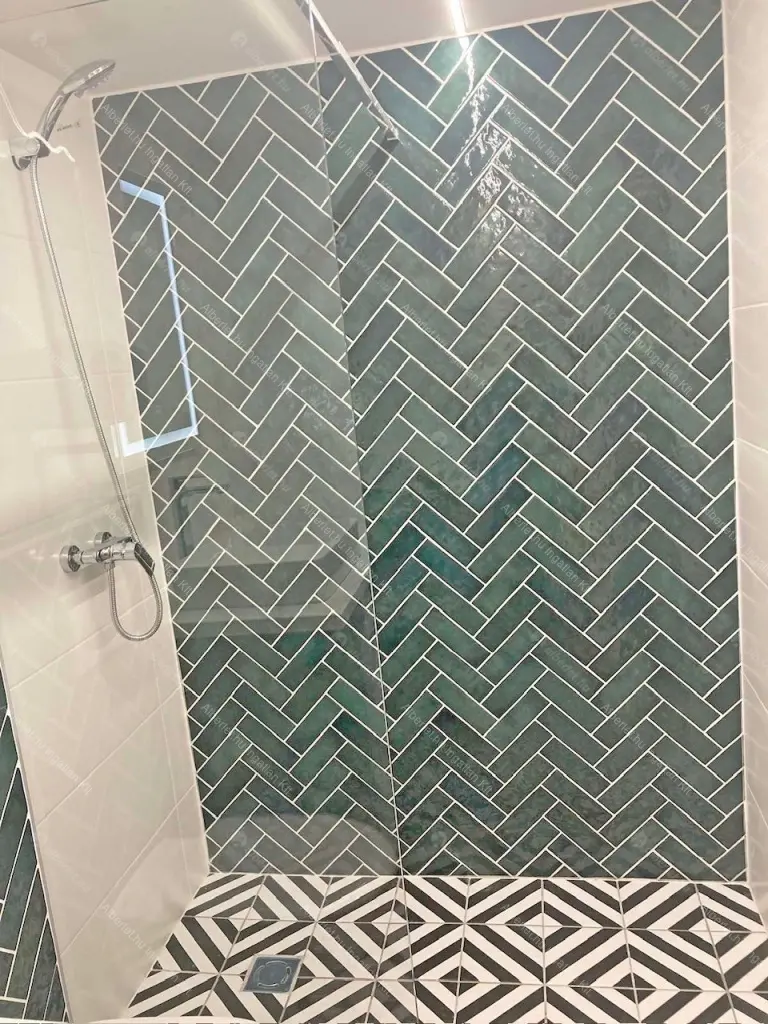 Kiadó albérlet 180000 Ft/hó áron: Budapest, VIII. kerület  Krúdy utca. Mérete: 21 nm, 1 szobás | Alberlet.hu - 6705323