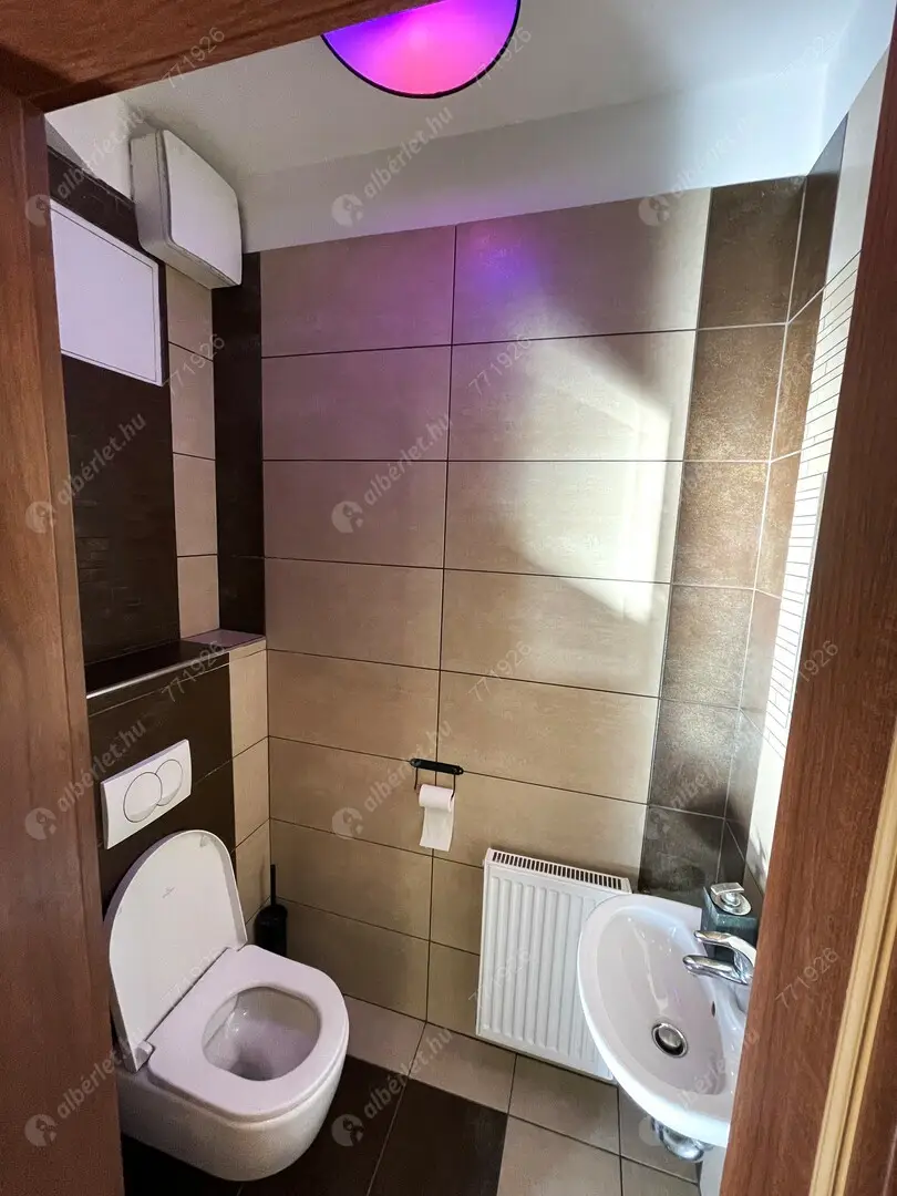 Kiadó albérlet 440000 Ft/hó áron: Budapest, VIII. kerület   Kun utca . Mérete: 74 nm, 3 szobás | Alberlet.hu - 6600530