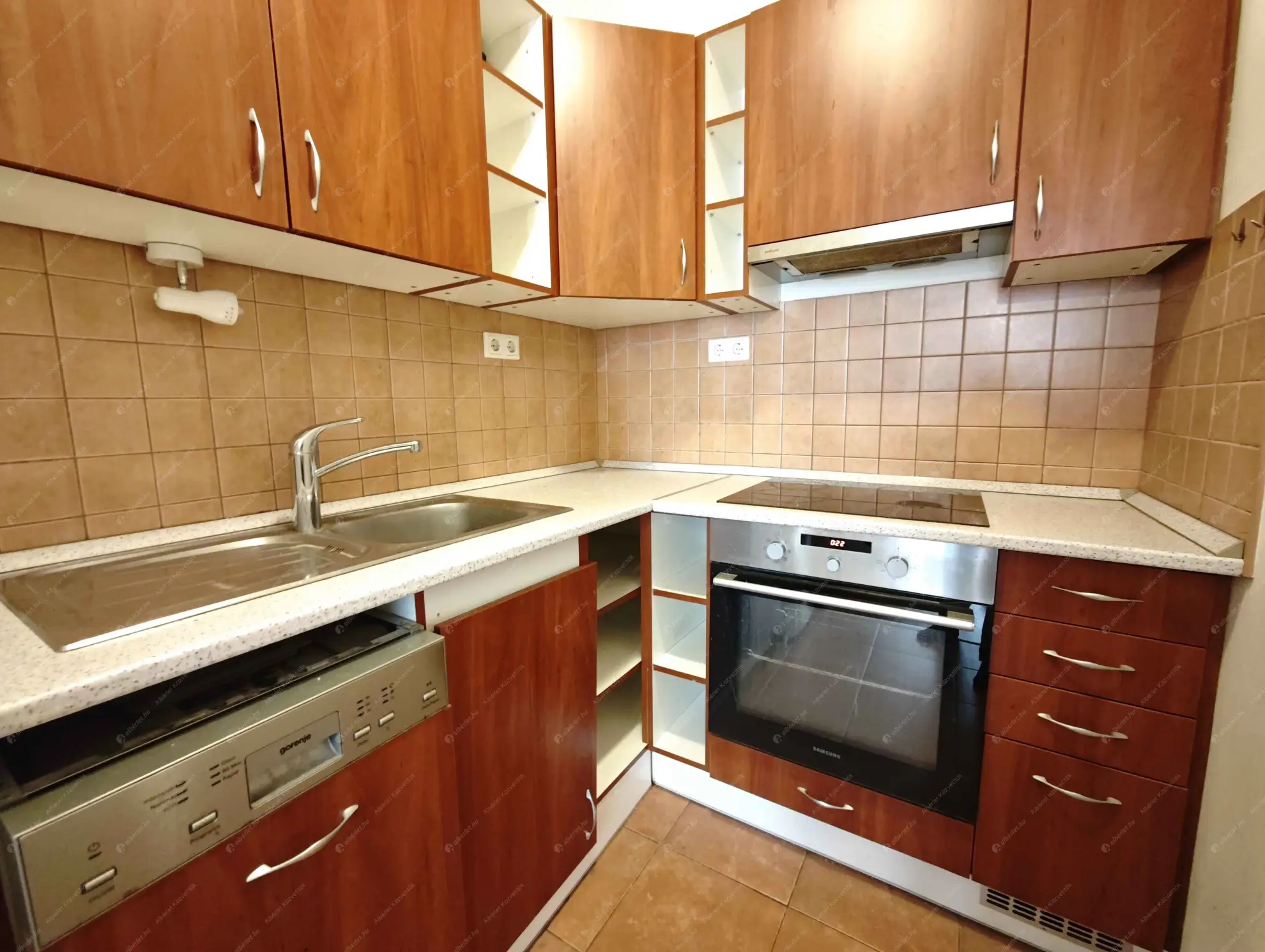 Kiadó albérlet 180000 Ft/hó áron: Budapest, VIII. kerület  Kun utca. Mérete: 36 nm, 1 szobás | Alberlet.hu - 6617079