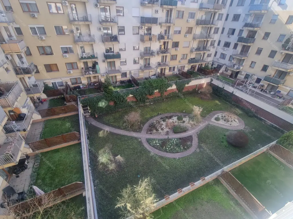 Kiadó albérlet 260000 Ft/hó áron: Budapest, VIII. kerület  Kun utca. Mérete: 51 nm, 2 szobás | Alberlet.hu - 6675600