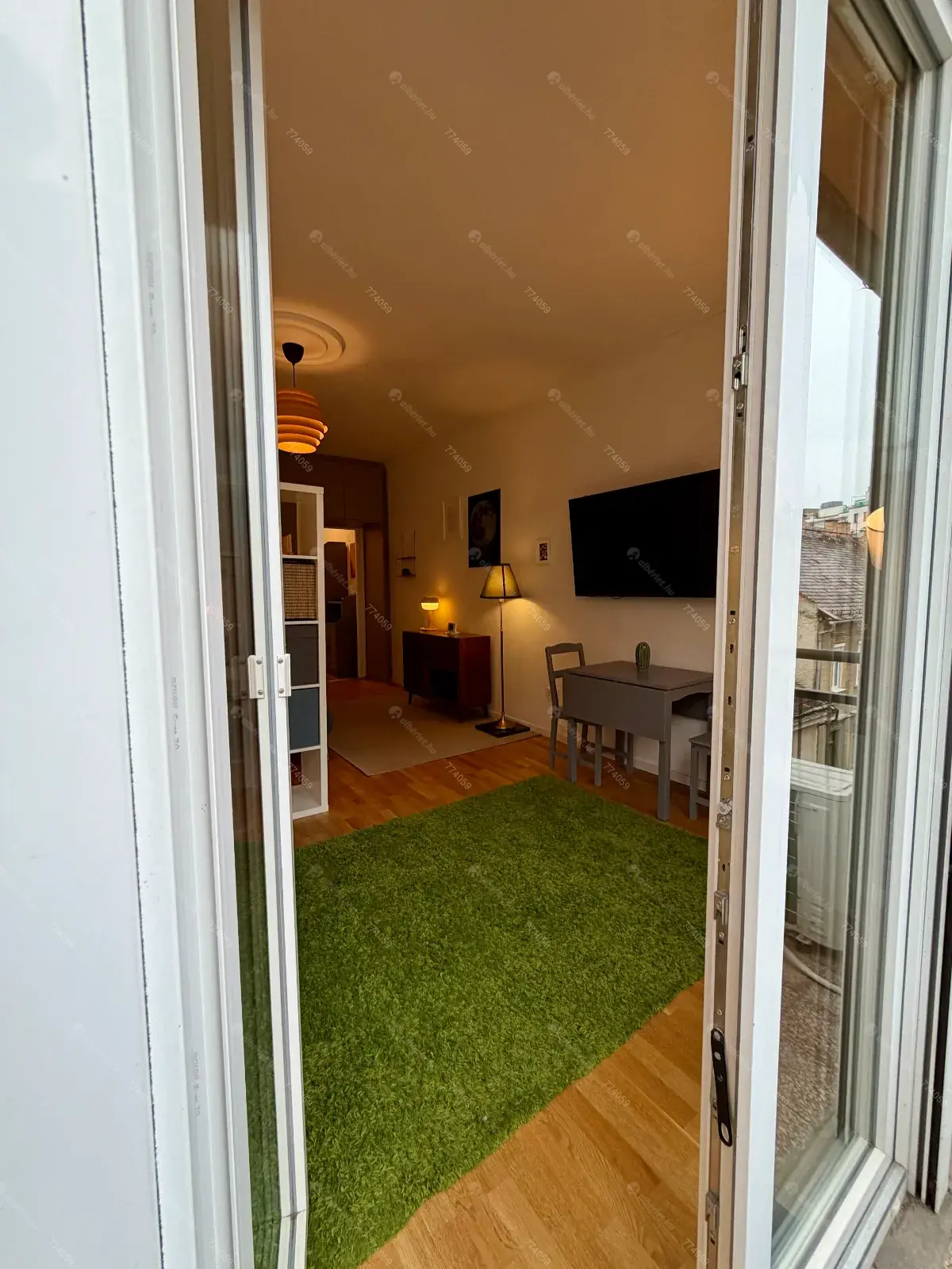 Kiadó albérlet 250000 Ft/hó áron: Budapest, VIII. kerület  Leonardo da Vinci utca. Mérete: 40 nm, 1 szobás | Alberlet.hu - 6642773