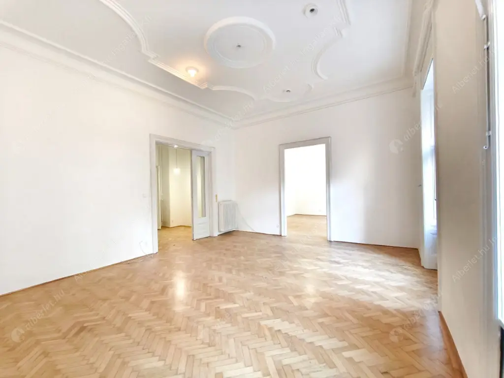 Kiadó albérlet 370000 Ft/hó áron: Budapest, VIII. kerület  Lőrinc pap tér. Mérete: 98 nm, 2 szobás | Alberlet.hu - 6589156