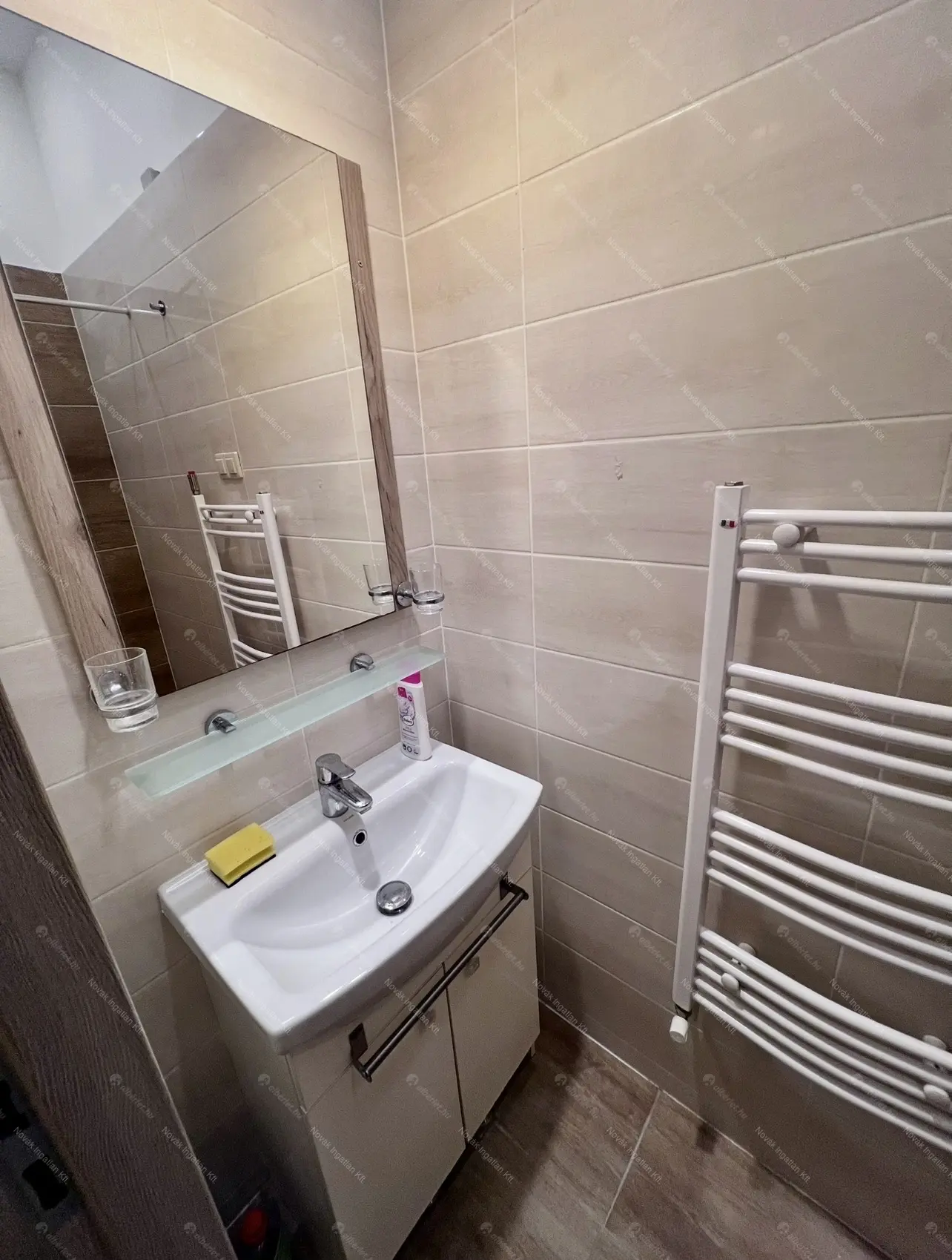 Kiadó albérlet 190000 Ft/hó áron: Budapest, VIII. kerület  Lujza utca. Mérete: 32 nm, 1 szobás | Alberlet.hu - 6670517