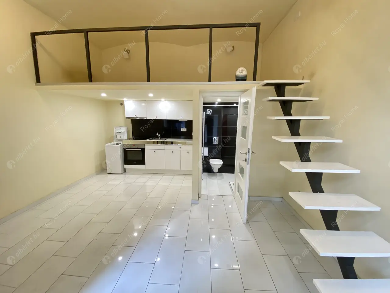 Kiadó albérlet 170000 Ft/hó áron: Budapest, VIII. kerület  Magdolna utca. Mérete: 30 nm, 1 szobás | Alberlet.hu - 4954688