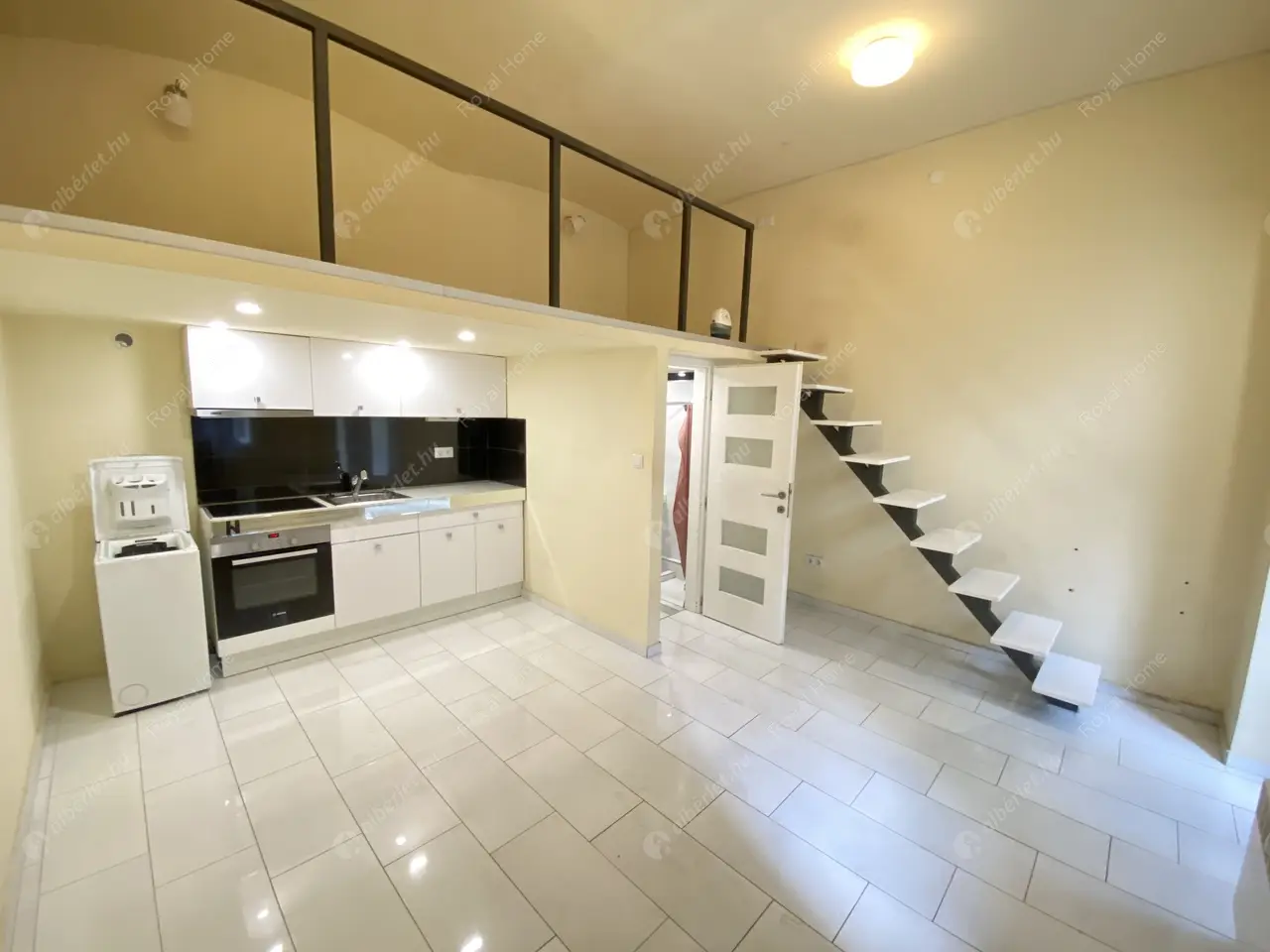 Kiadó albérlet 170000 Ft/hó áron: Budapest, VIII. kerület  Magdolna utca. Mérete: 30 nm, 1 szobás | Alberlet.hu - 4954690