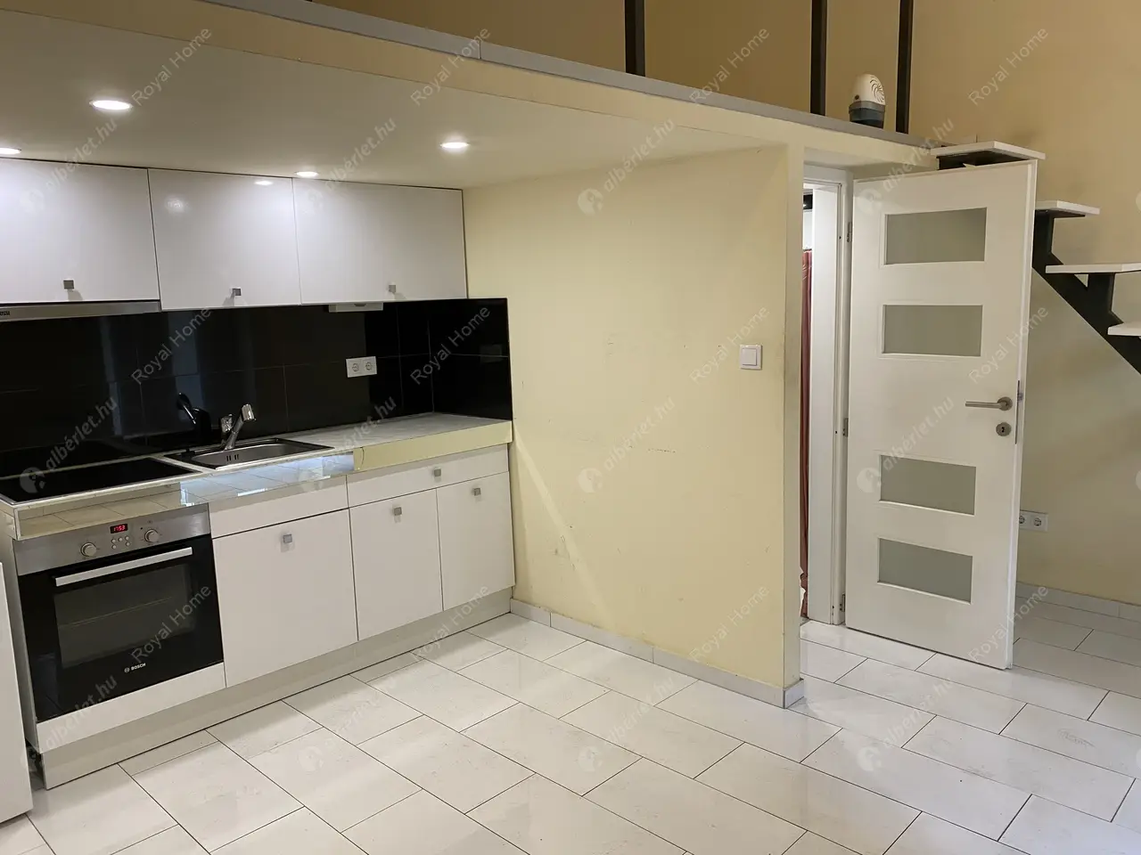 Kiadó albérlet 170000 Ft/hó áron: Budapest, VIII. kerület  Magdolna utca. Mérete: 30 nm, 1 szobás | Alberlet.hu - 4954692