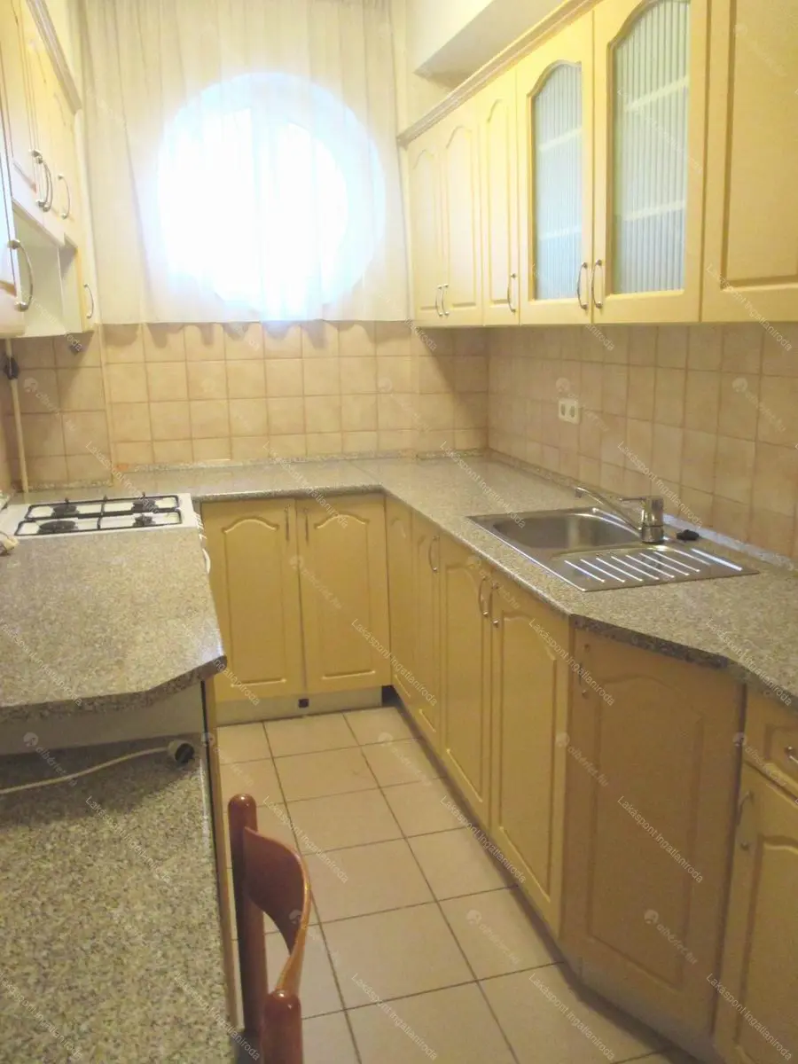 Kiadó albérlet 200000 Ft/hó áron: Budapest, VIII. kerület  Mária utca. Mérete: 36 nm, 1 szobás | Alberlet.hu - 6665080